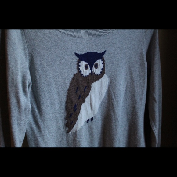 Grey Owl Sweater - Picture 2 of 3